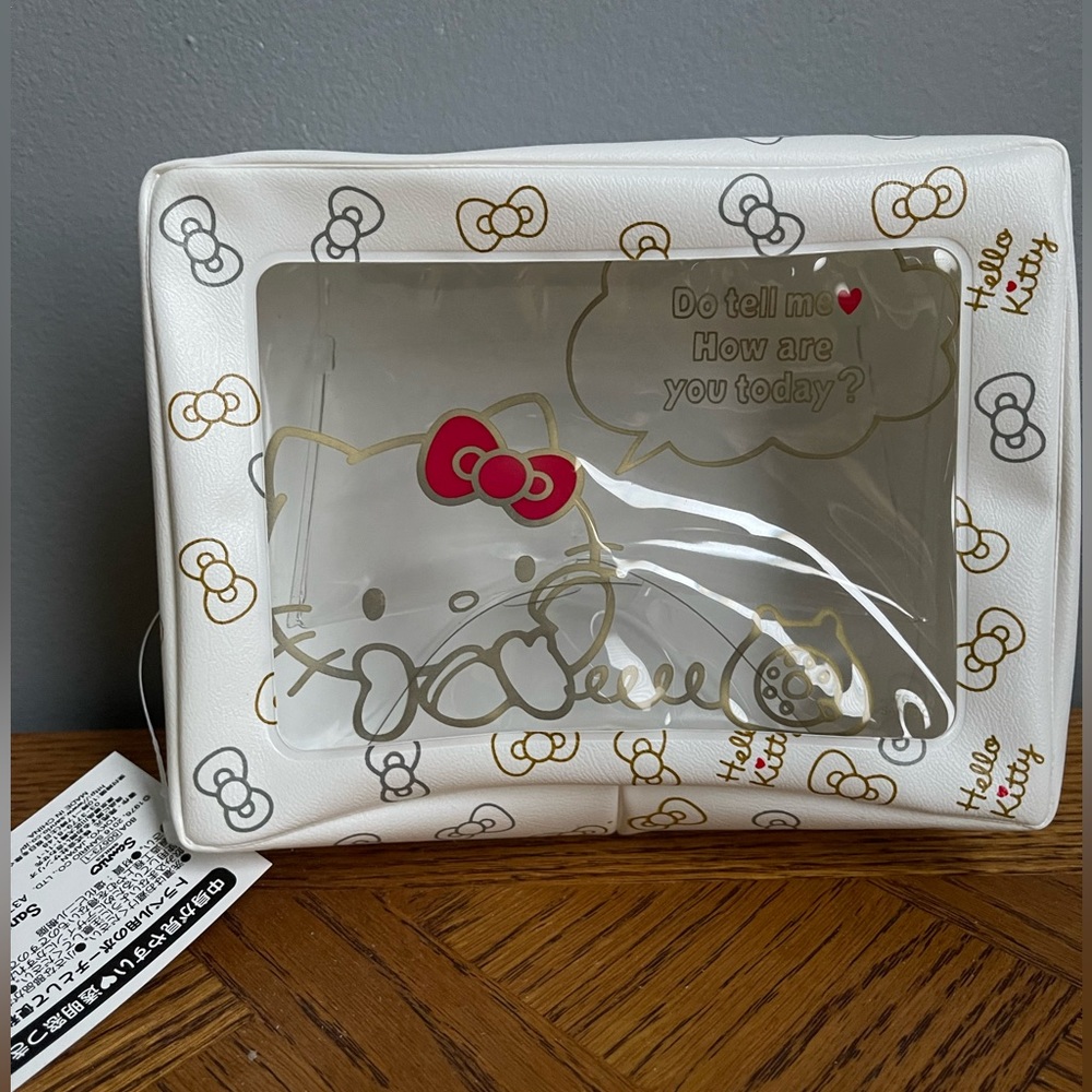 Sanrio Hello Kitty Zipper Pouch